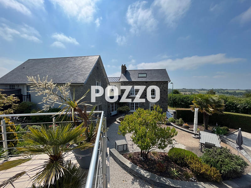 Maison - 147 m² - 7 pièces