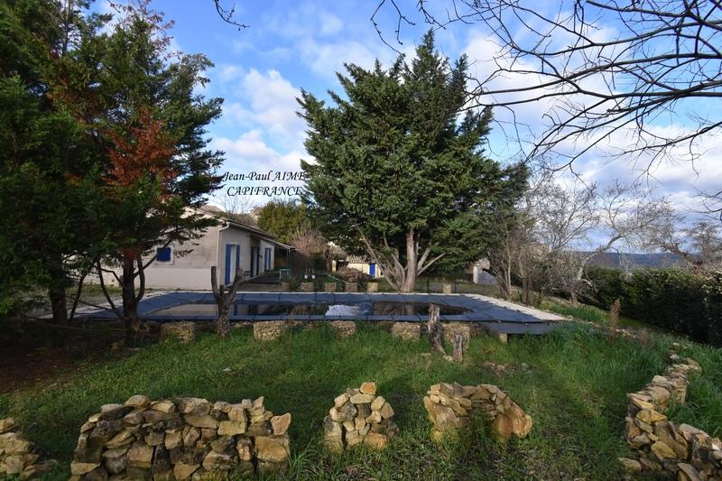 Maison - 200 m² - 7 pièces