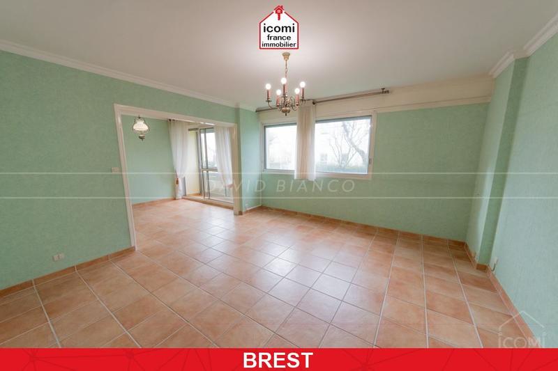 Appartement - 100 m² - 6 pièces