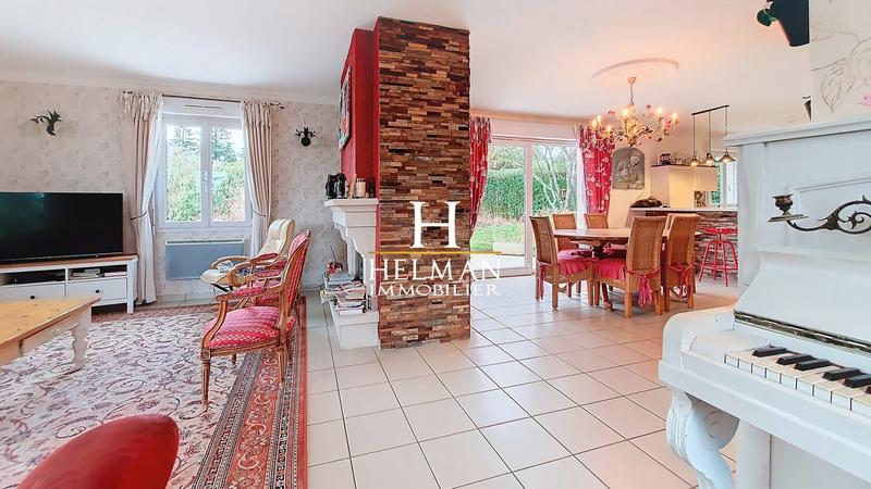 Maison - 215 m² - 7 pièces