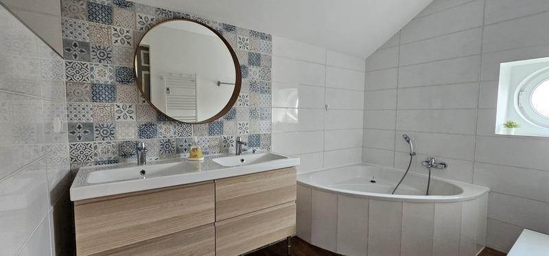 Villa - 199 m² - 7 pièces