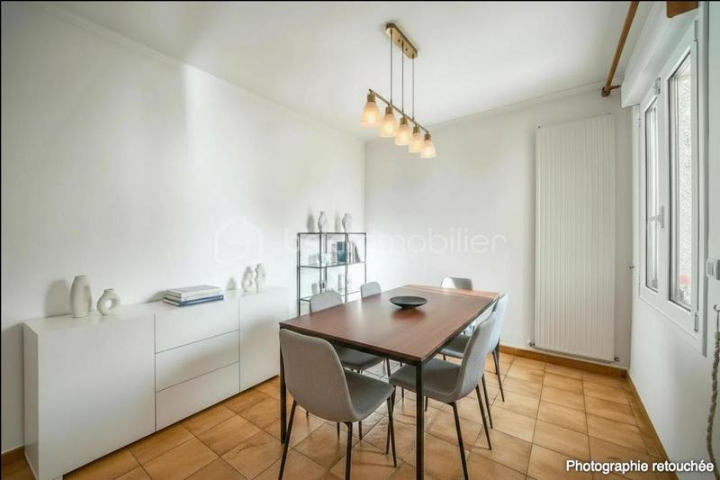 Pavillon - 90 m² - 5 pièces