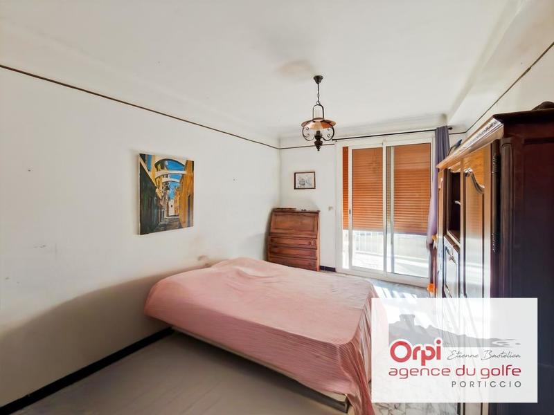 Appartement - 92 m² - 4 pièces