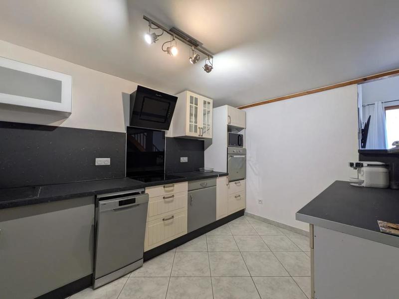 Appartement - 77 m² - 3 pièces