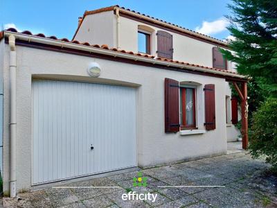 Maison - 91 m² - 4 pièces