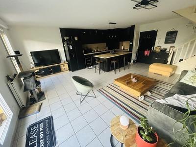 Appartement - 72 m² - 3 pièces