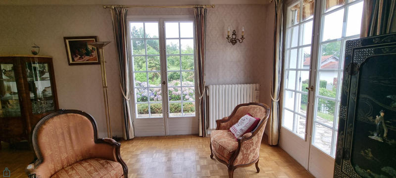 Maison - 127 m² - 7 pièces