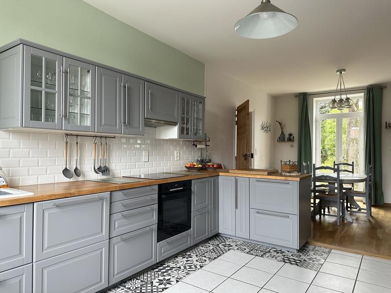 Maison - 301 m² - 11 pièces