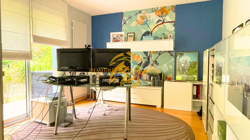 Maison traditionnelle - 175 m² - 5 pièces