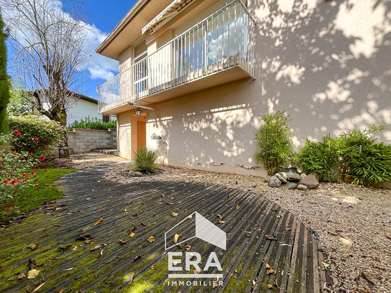 Maison - 140 m² - 6 pièces