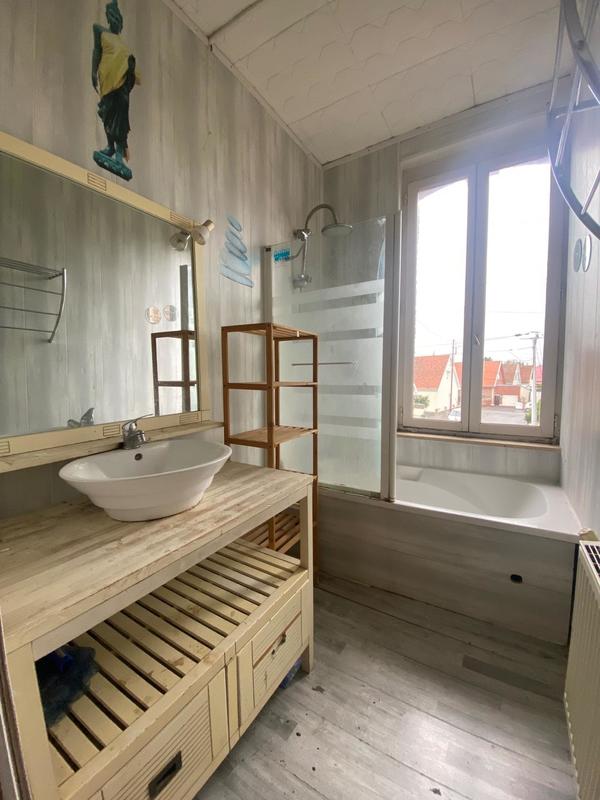 Maison - 85 m² - 4 pièces