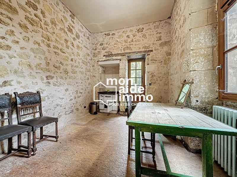 Maison - 300 m² - 12 pièces