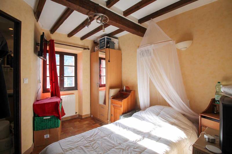 Maison de village - 159 m² - 8 pièces