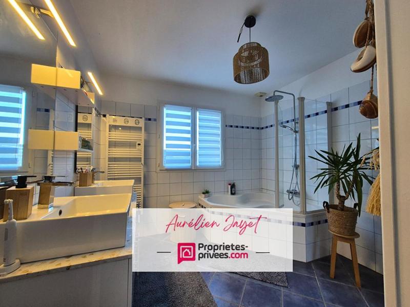 Maison - 135 m² - 5 pièces