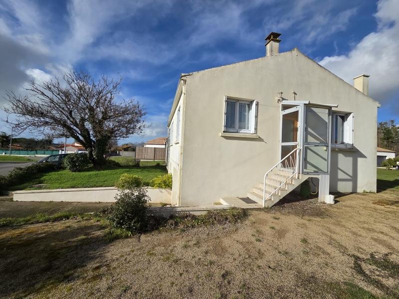 Maison - 100 m² - 3 pièces