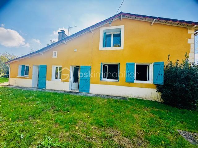 Maison de village - 107 m² - 6 pièces