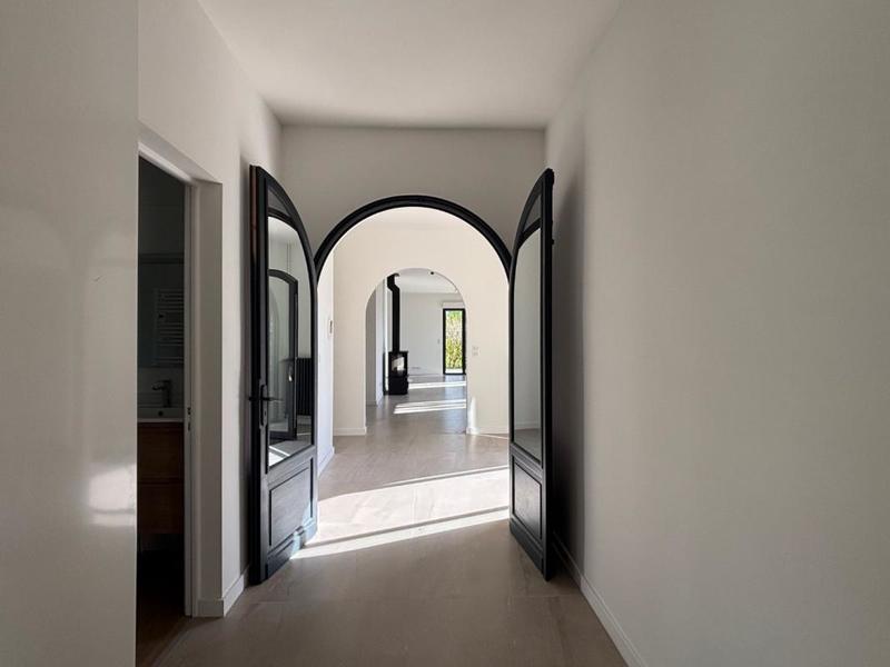 Maison - 339 m² - 12 pièces