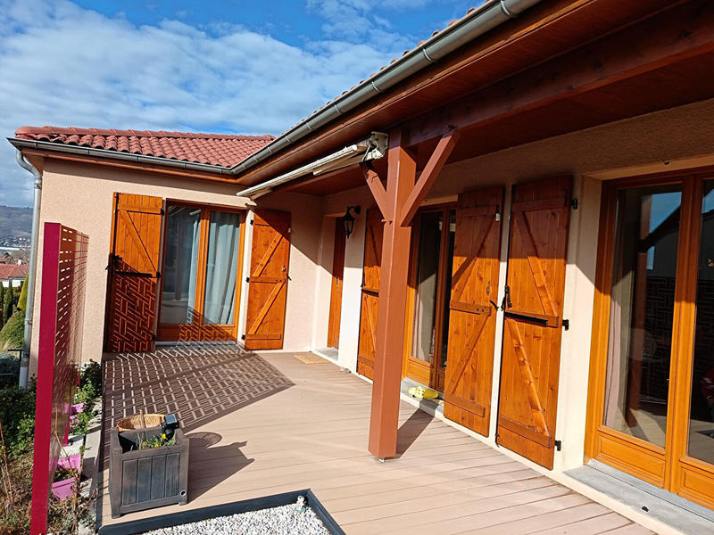 Maison - 94 m² - 5 pièces