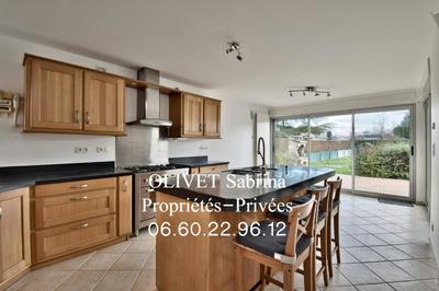 Maison - 180 m² - 7 pièces