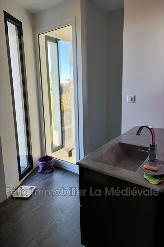 Villa - 255 m² - 5 pièces