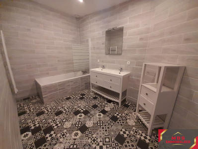 Immeuble - 155 m² - 7 pièces