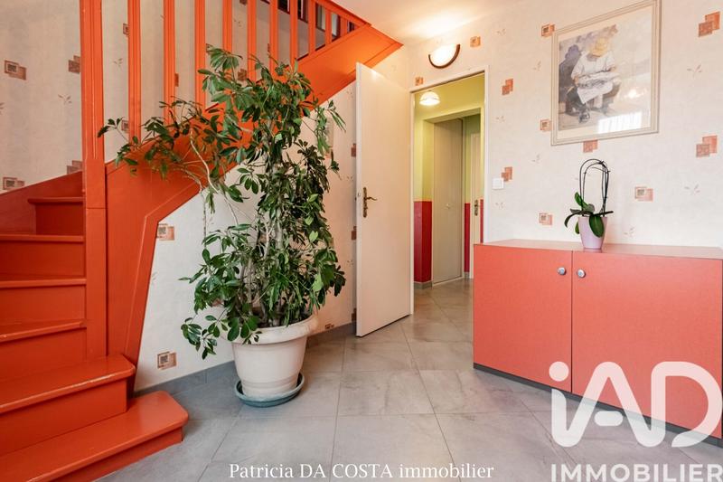 Maison - 110 m² - 6 pièces