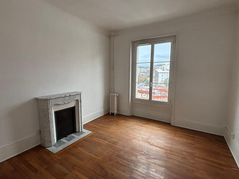 Appartement - 77 m² - 4 pièces