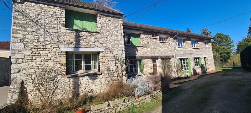 Appartement - 98 m² - 4 pièces