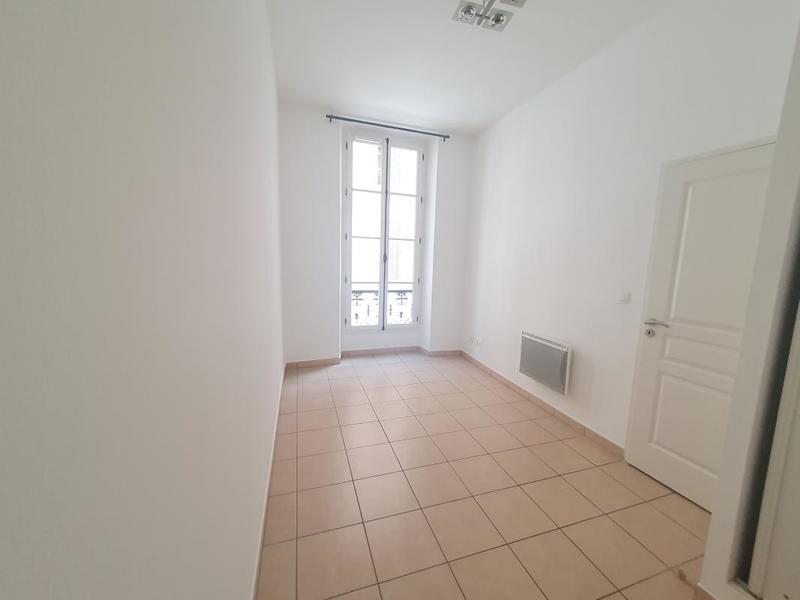Appartement - 93 m² - 4 pièces