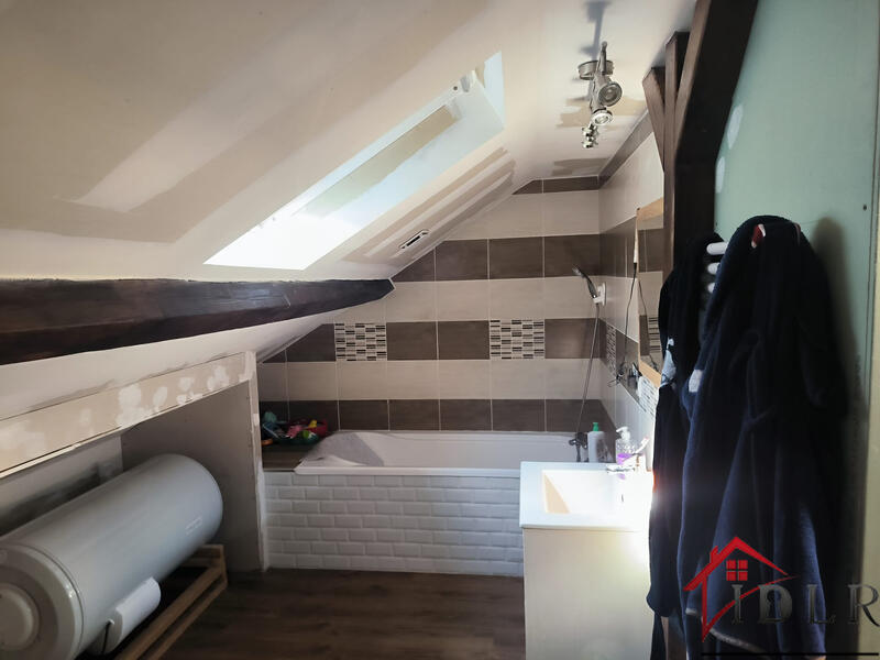 Maison - 150 m² - 7 pièces