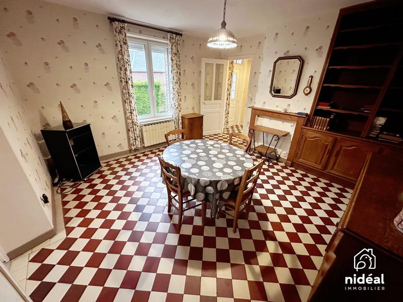 Maison - 98 m² - 5 pièces