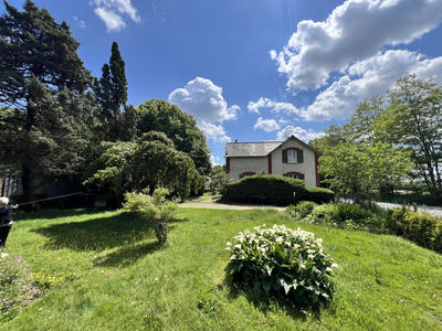 Maison - 121 m² - 5 pièces