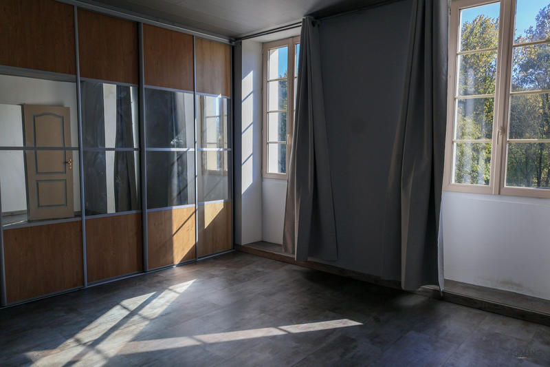 Maison ancienne - 540 m² - 9 pièces