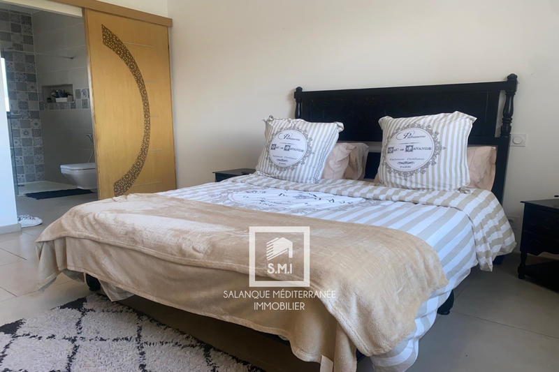 Maison - 250 m² - 4 pièces