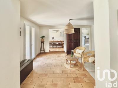 Maison - 230 m² - 6 pièces