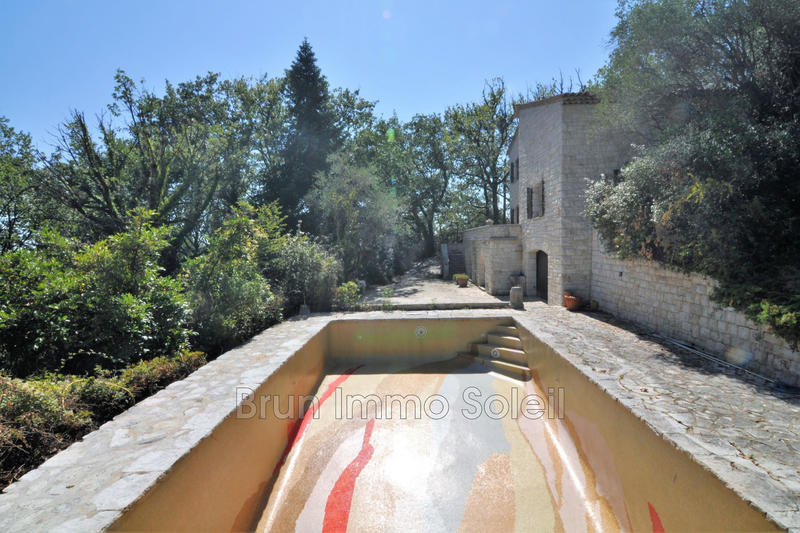 Maison en pierre - 250 m² - 8 pièces