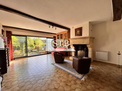 Maison ancienne - 131 m² - 6 pièces