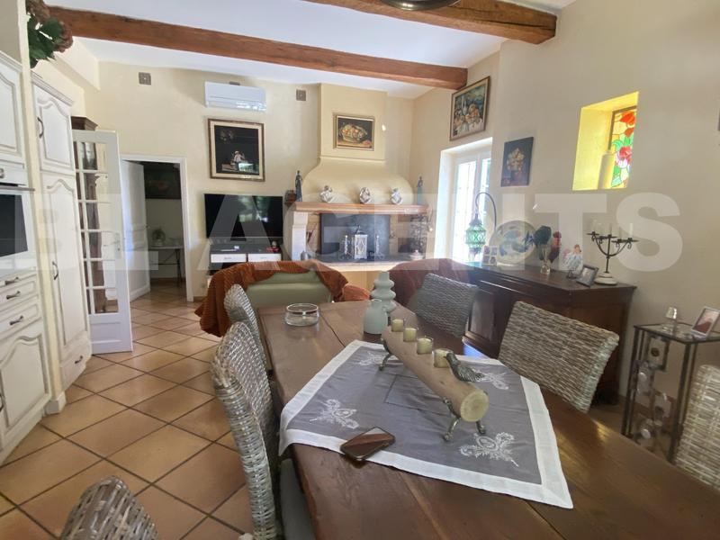 Maison de maîtres - 273 m² - 8 pièces