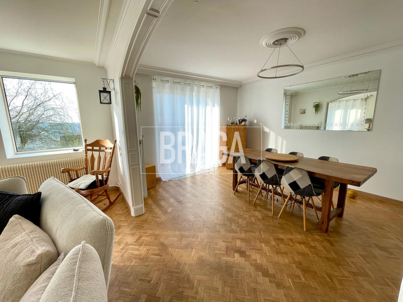 Maison - 160 m² - 7 pièces