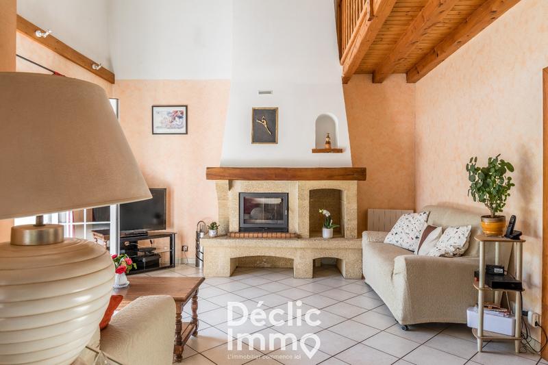 Maison - 171 m² - 6 pièces