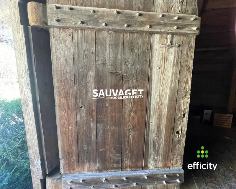 Châlet - 205 m² - 3 pièces