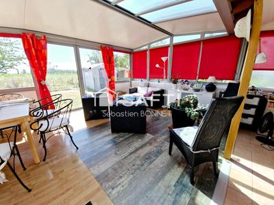 Maison - 90 m² - 5 pièces