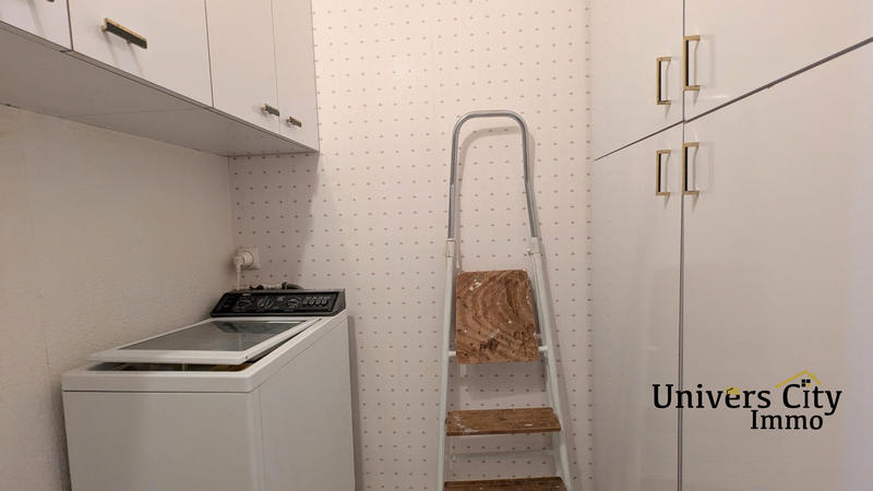 Appartement - 93 m² - 4 pièces