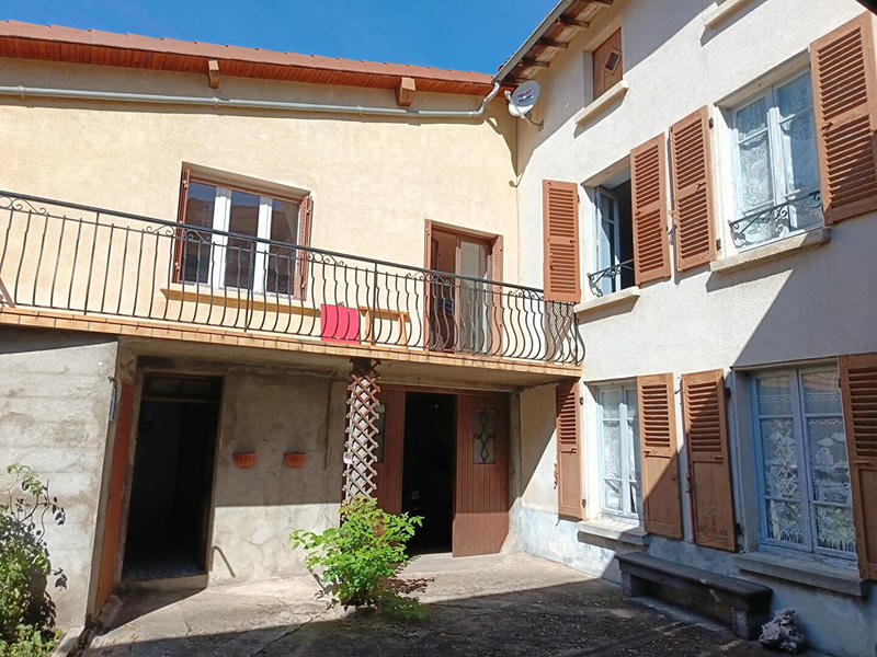 Maison - 171 m² - 9 pièces