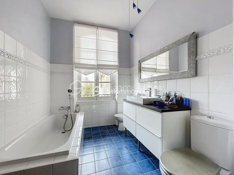 Maison ancienne - 244 m² - 9 pièces