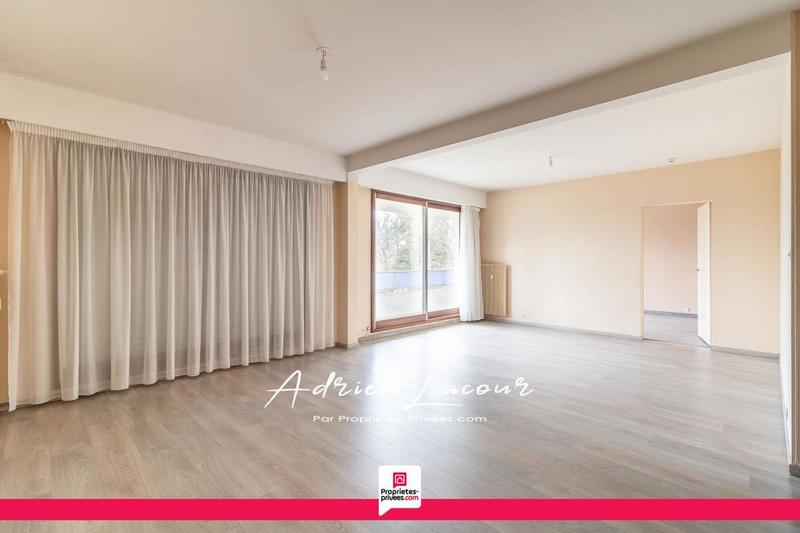 Appartement - 92 m² - 5 pièces