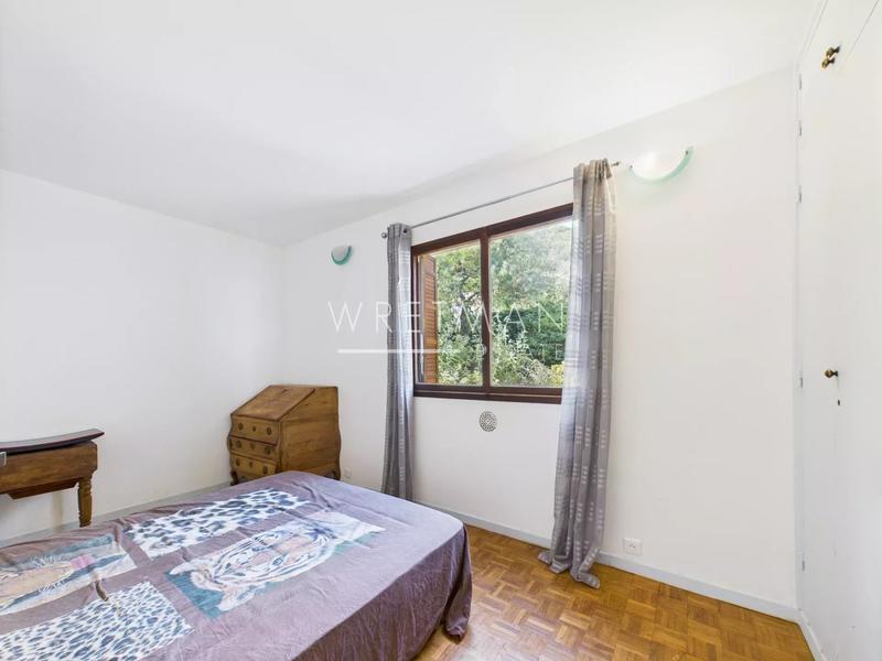 Appartement - 79 m² - 4 pièces