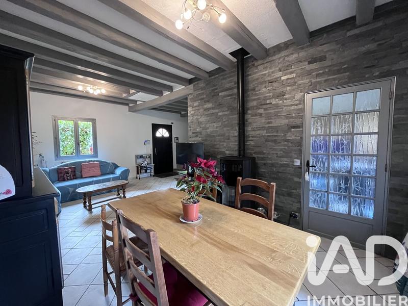 Maison - 98 m² - 5 pièces