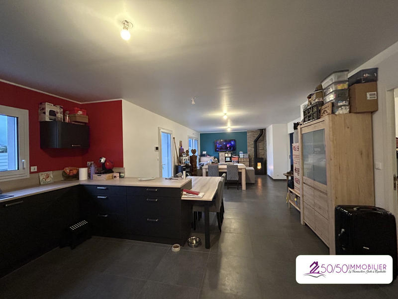 Maison - 90 m² - 4 pièces