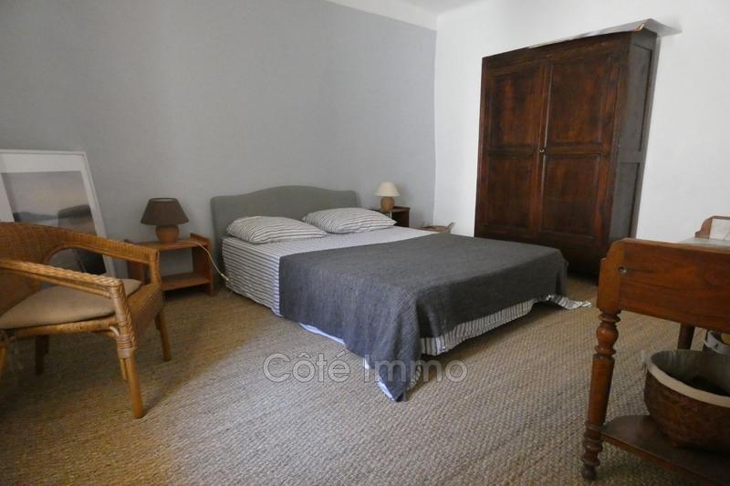 Maison de village - 105 m² - 4 pièces